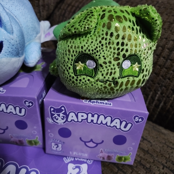 Aphmau MeeMeows Cat Plushes Rare Turtle Cat Common Dolphin Cat Series 5 Open Box - Picture 2 of 8